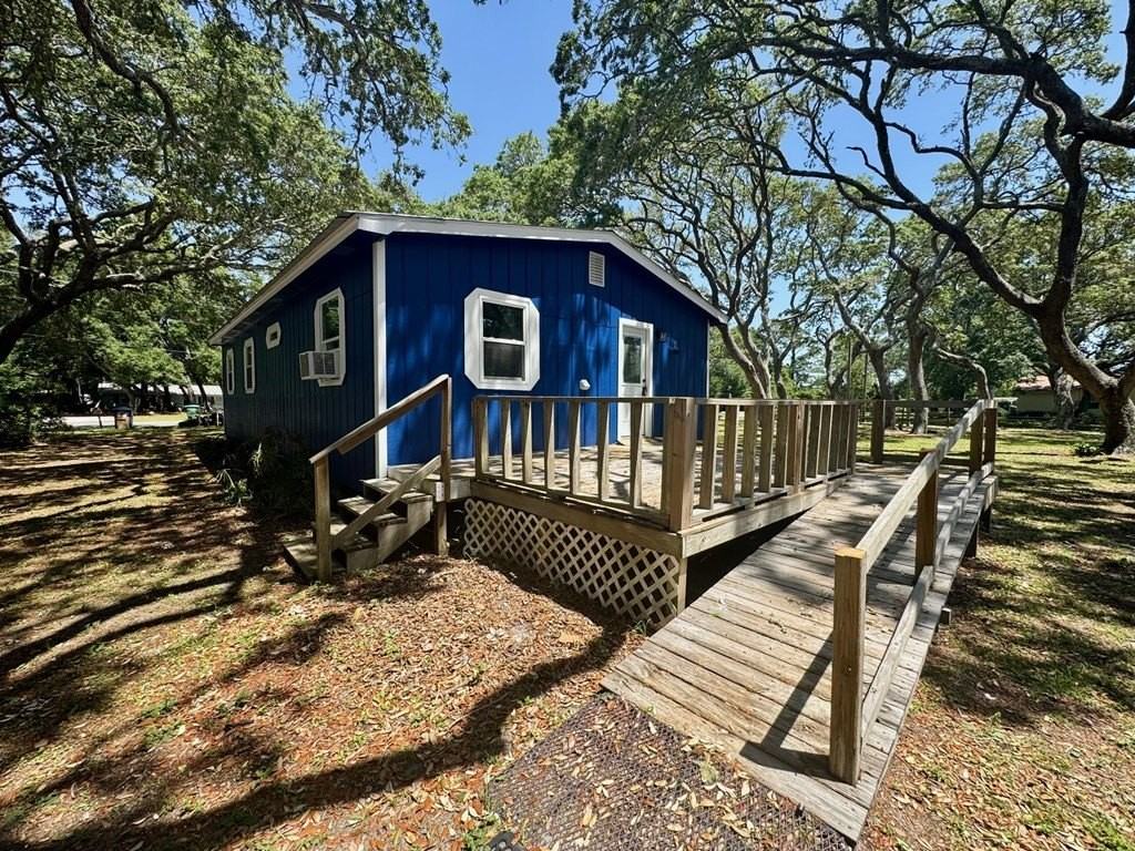 496 Avenue a - Photo 3 of 21