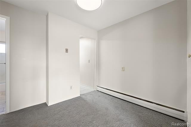 2859 E Maple Rd #15 - Photo 7 of 18