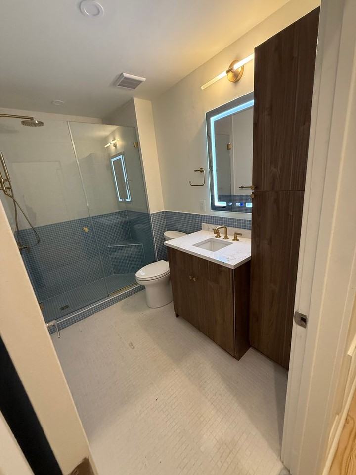 1733 Chestnut St - Photo 5 of 22