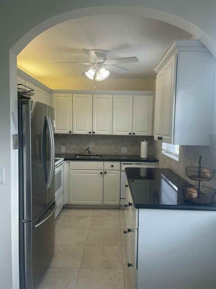 243 243 Suffolk F 243 - Photo 5 of 12