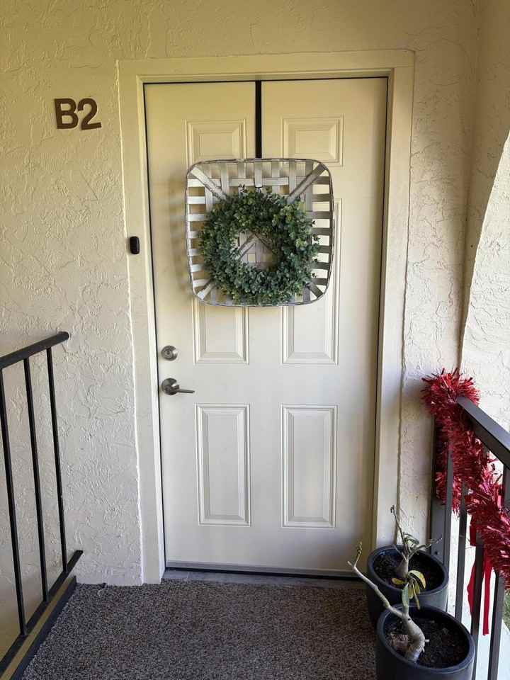 330 Knotty Pine Cir #B2 - Photo 2 of 24