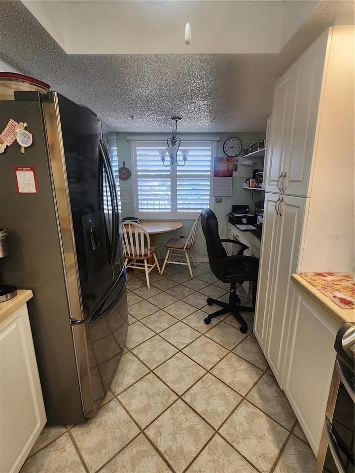 6505 Stone River Rd #304 - Photo 7 of 38