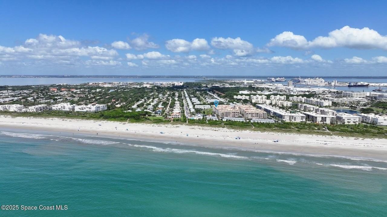 807 Mystic Dr #C403 - Photo 5 of 42