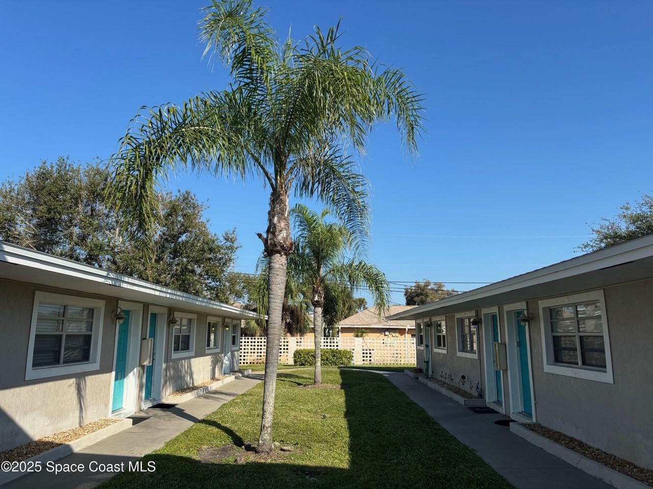 306 Johnson Ave Apt 5 #5 - Photo 5 of 17