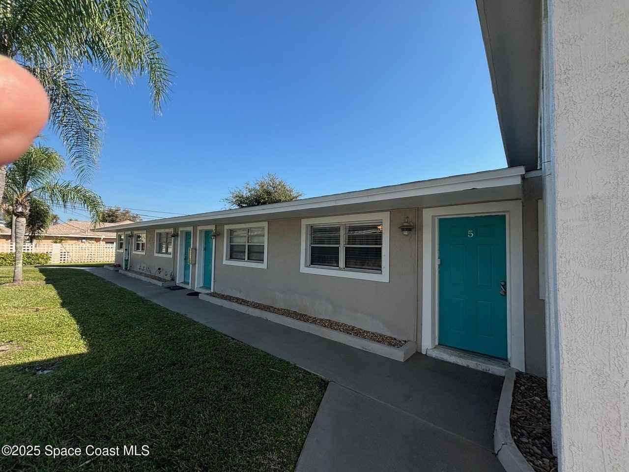 306 Johnson Ave Apt 5 #5 - Photo 6 of 17