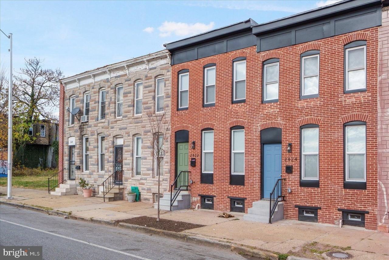 2424 E Biddle St - Photo 2 of 27