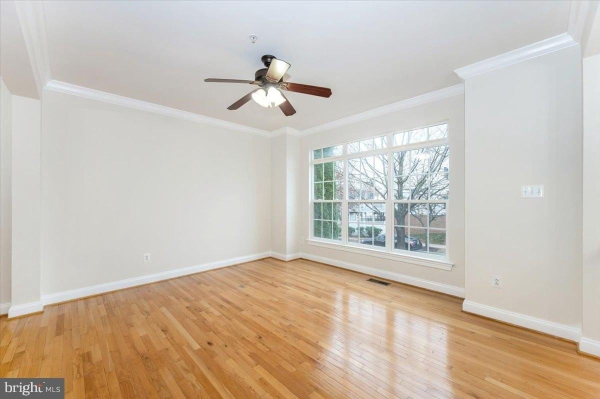 23029 Birch Mead Road - Photo 2 of 30