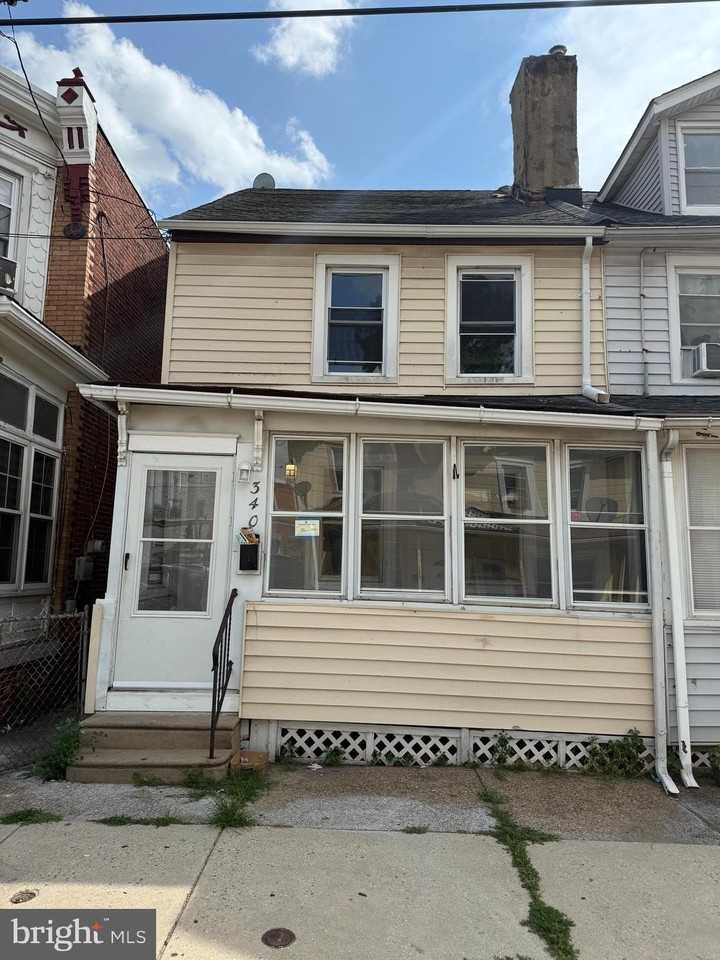 340 Middlesex Street - Photo 2 of 35