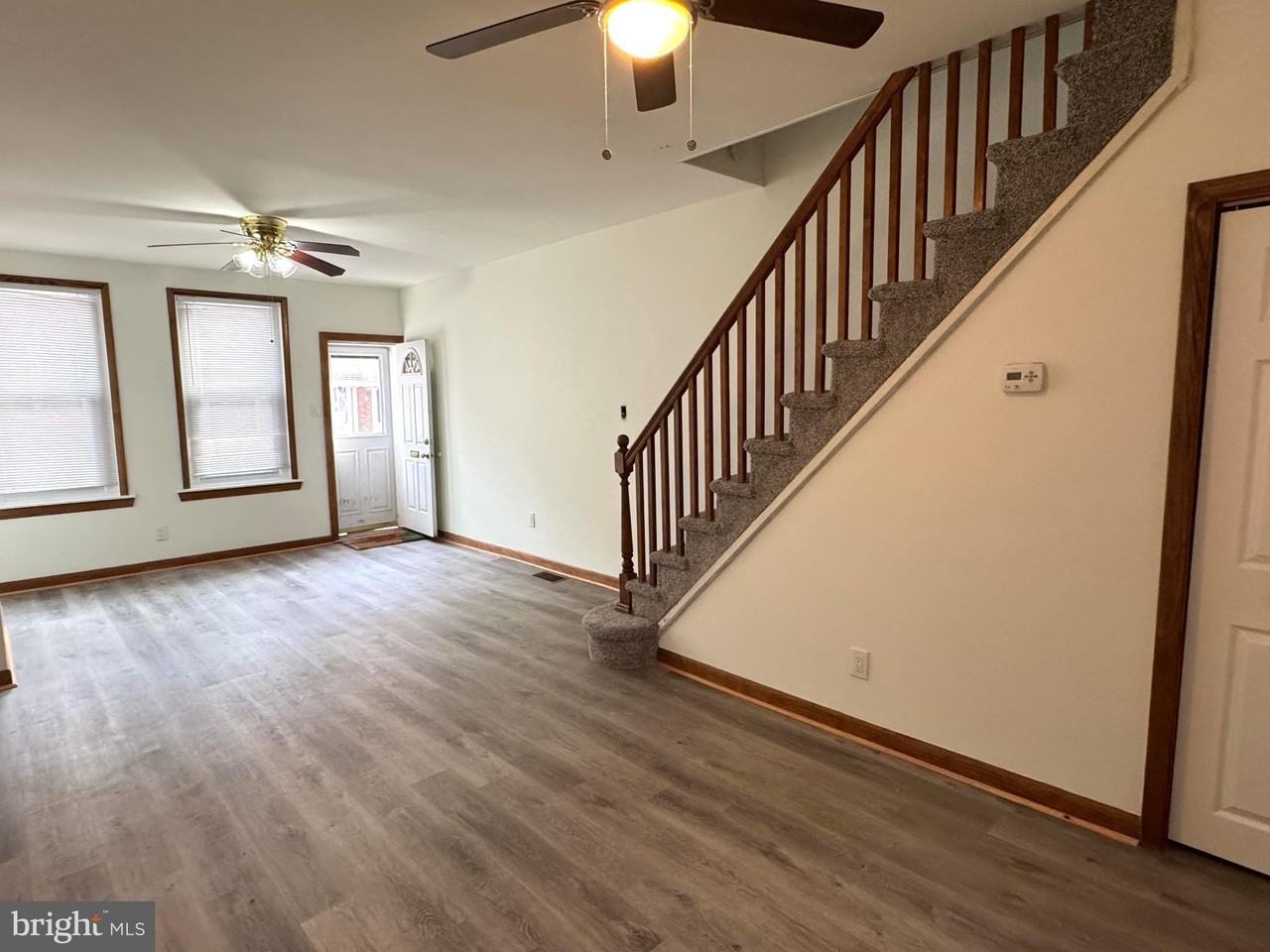 3026 Livingston St - Photo 4 of 13