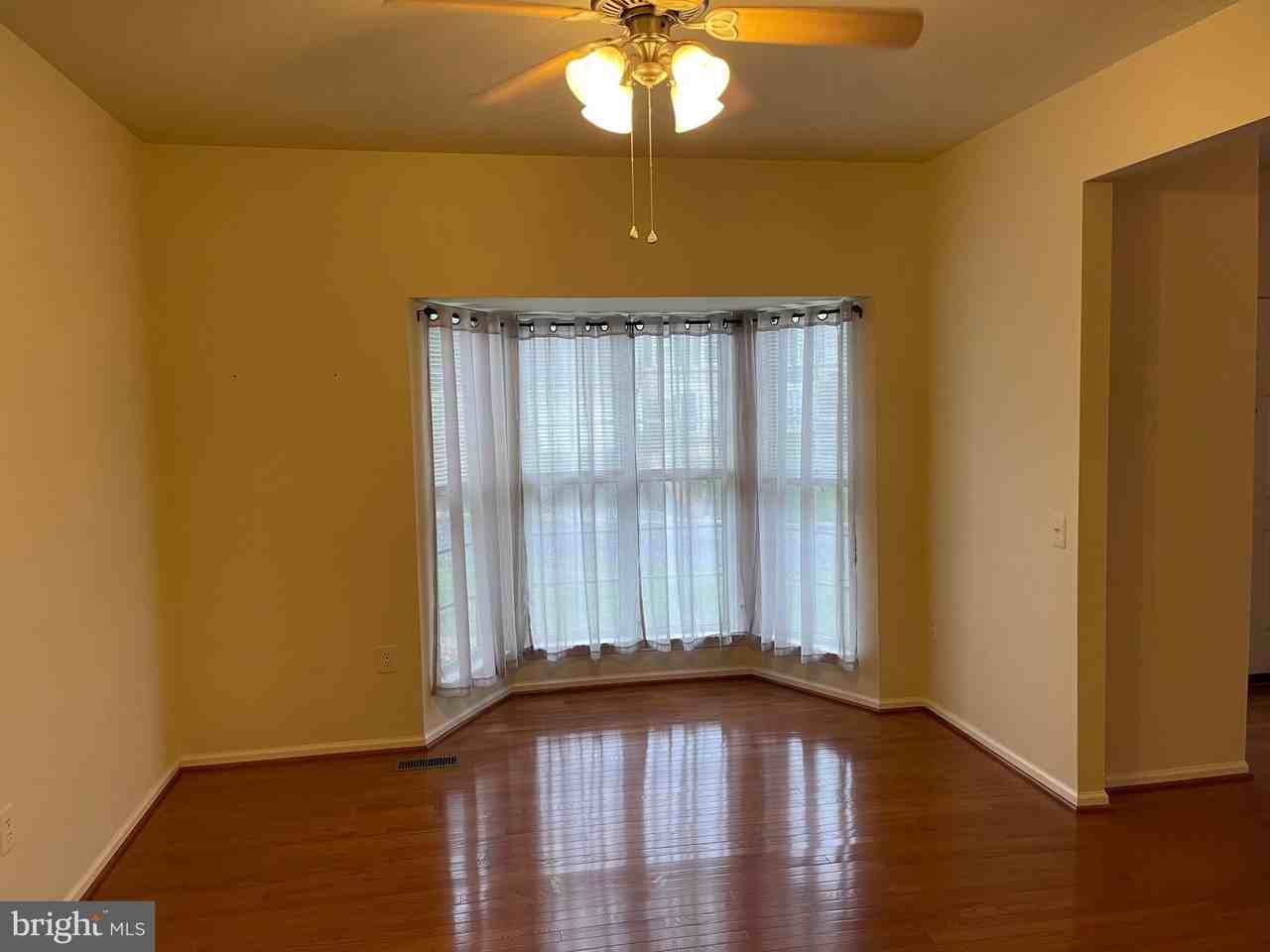 2807 White Birch Court - Photo 3 of 50