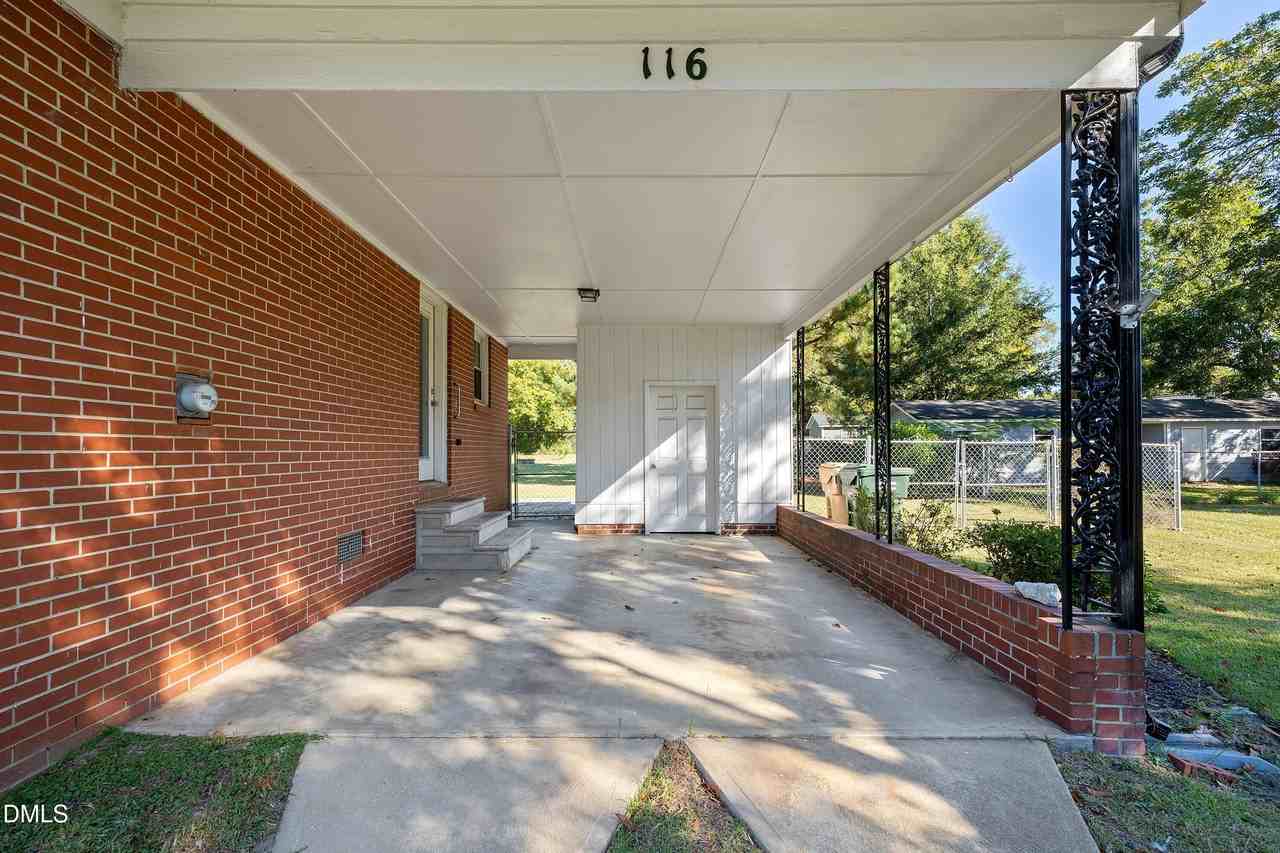 116 Compton St - Photo 2 of 19