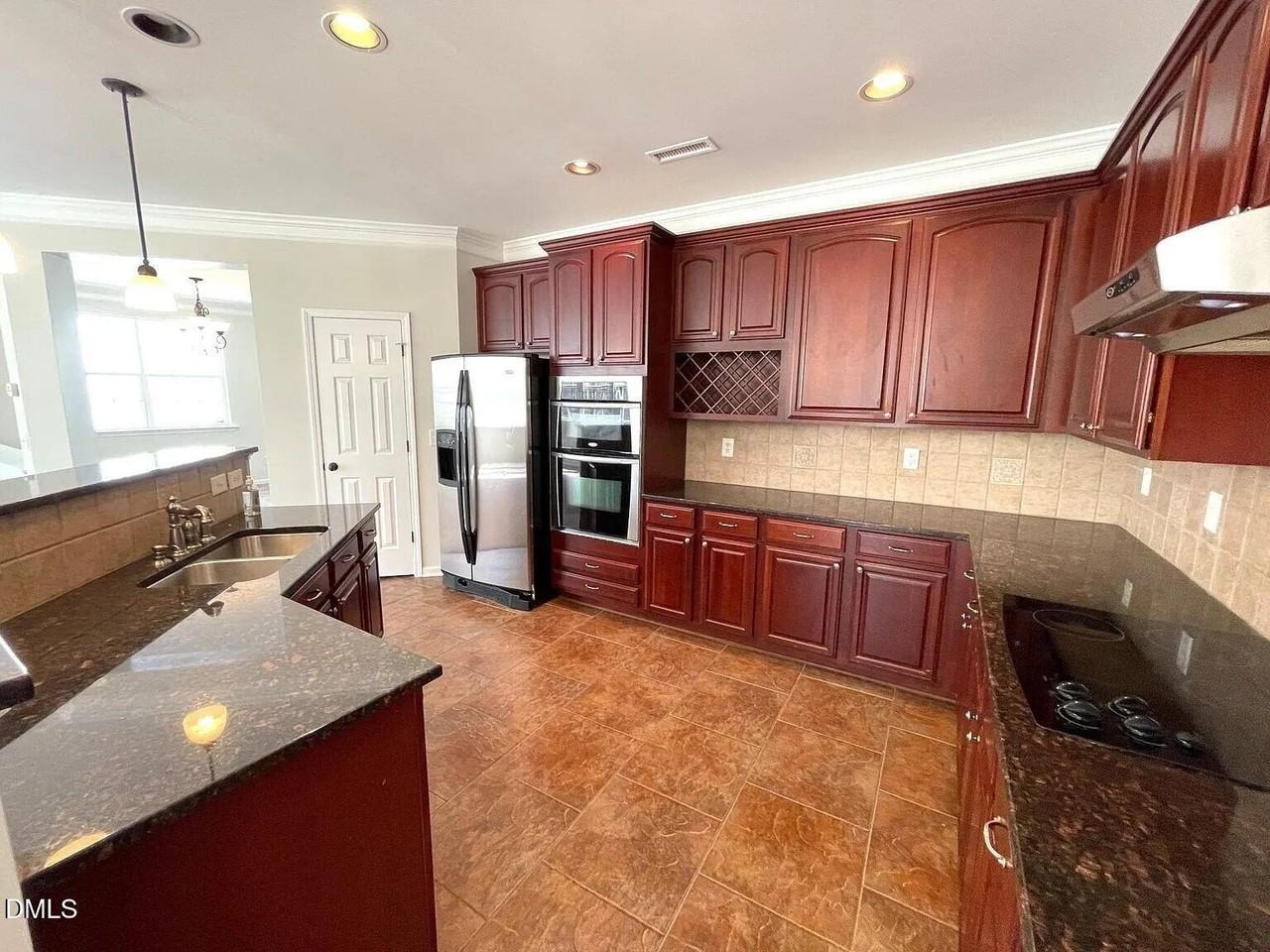 359 Ashdale Drive - Photo 2 of 35