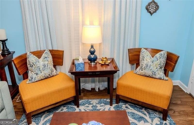 1077 Mansfield Court - Photo 3 of 15