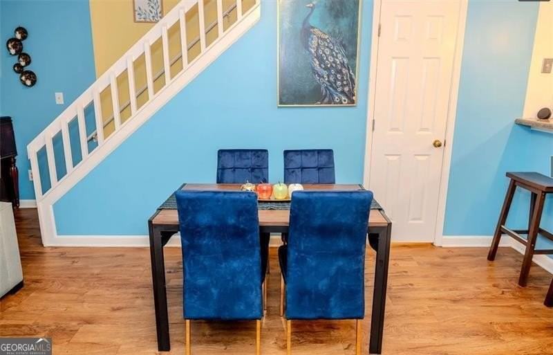 1077 Mansfield Court - Photo 4 of 15