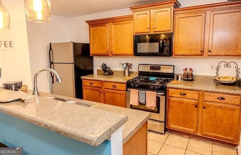 1077 Mansfield Court - Photo 7 of 15