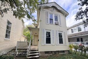 featured image of 417 Franklin Street