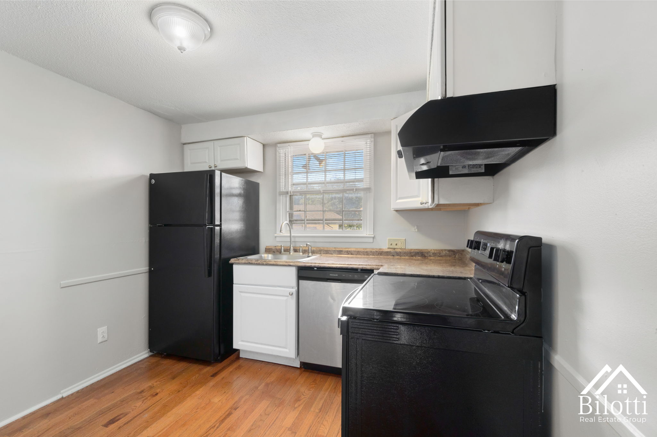 1050 Hope Street - Photo 3 of 20