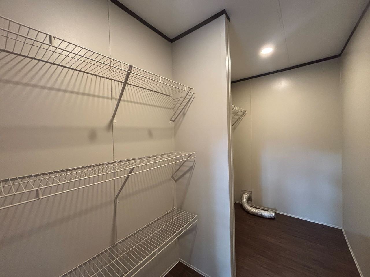 106 East Semands Street - Photo 7 of 25