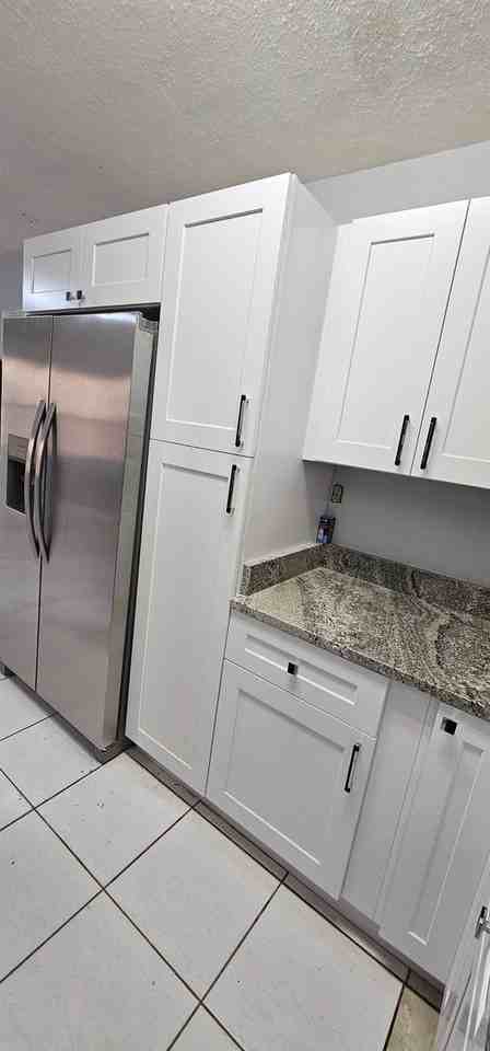 931 Cypress Avenue - Photo 4 of 12