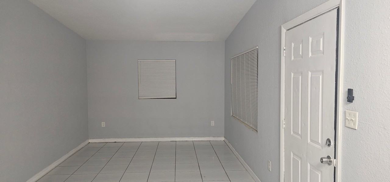 931 Cypress Avenue - Photo 6 of 12