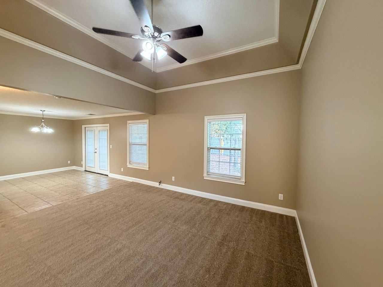 4895 Liberty Circle - Photo 3 of 39