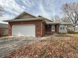 featured image of 421 Devonshire Street