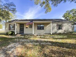 featured image of 7818 W Navy Cir