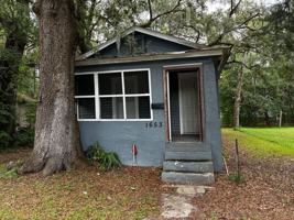 featured image of 1653 West 35th Street