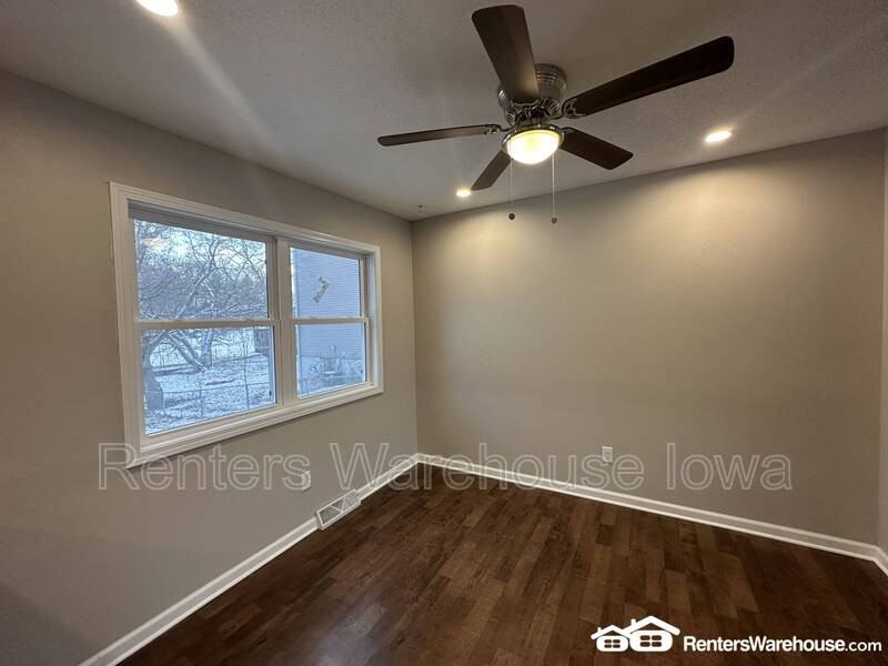 4926 Madison Avenue - Photo 5 of 20