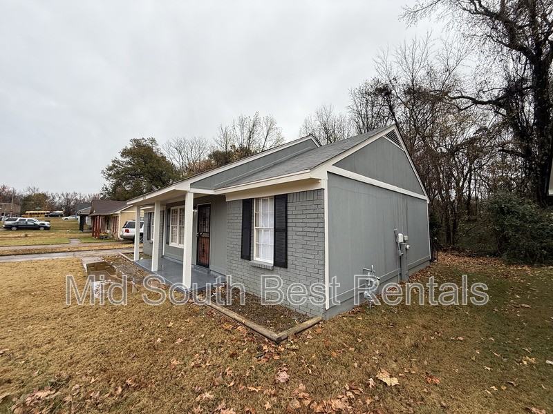 3854 Windermere Road - Photo 2 of 14