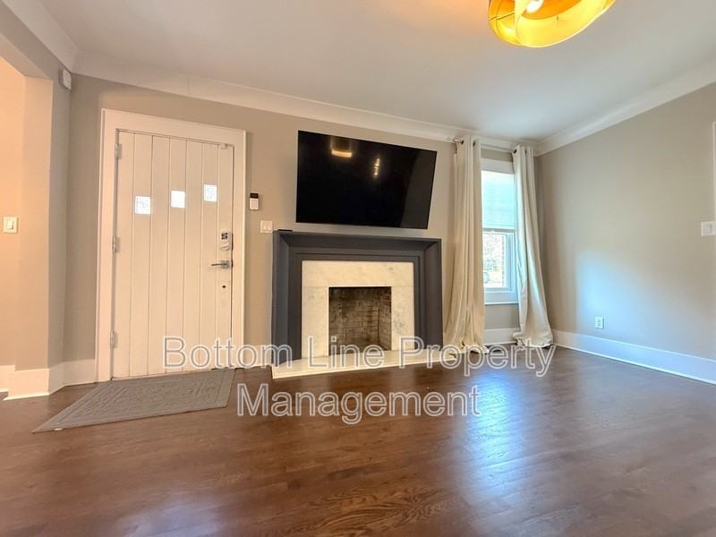 621 S Summit Ave - Photo 7 of 25