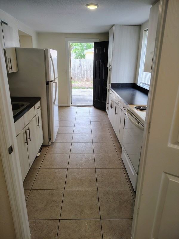 2219 21st Ave S #DOWN - Photo 3 of 12