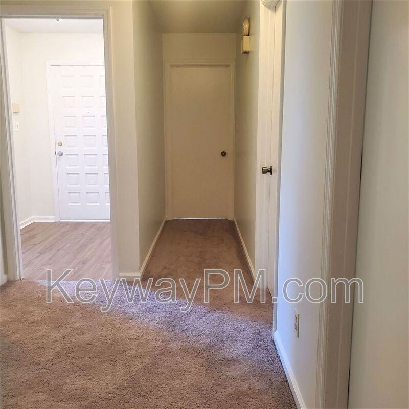 4441 Shadowmoor Dr - Photo 6 of 17