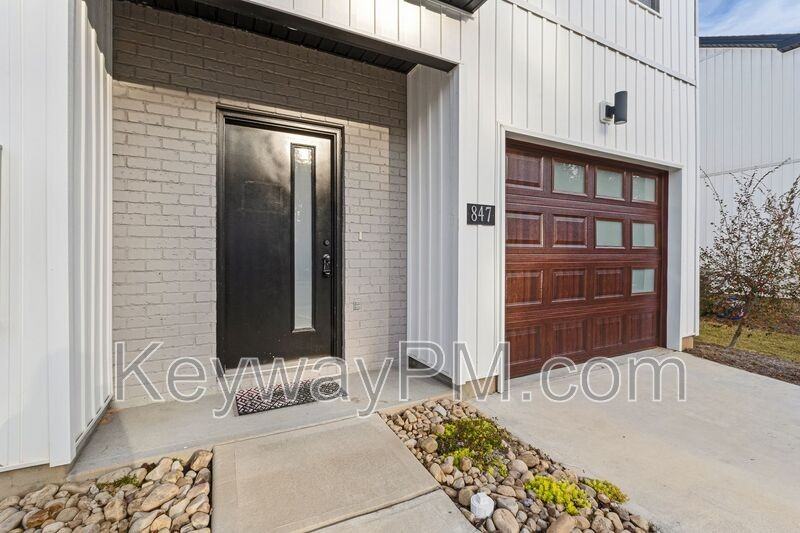 847 Felix Way - Photo 3 of 24