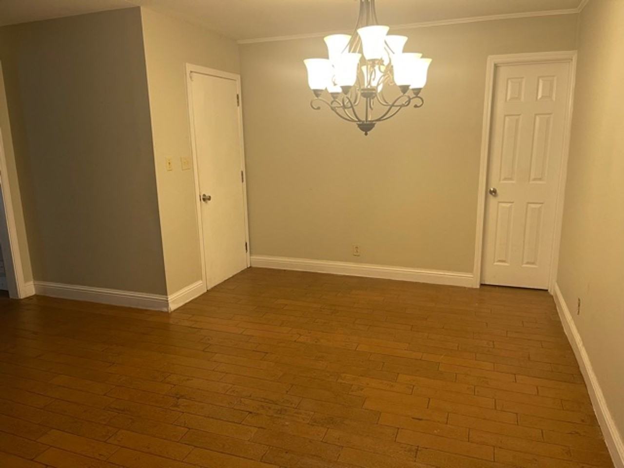 113 Vanderbilt Dr - Photo 2 of 21