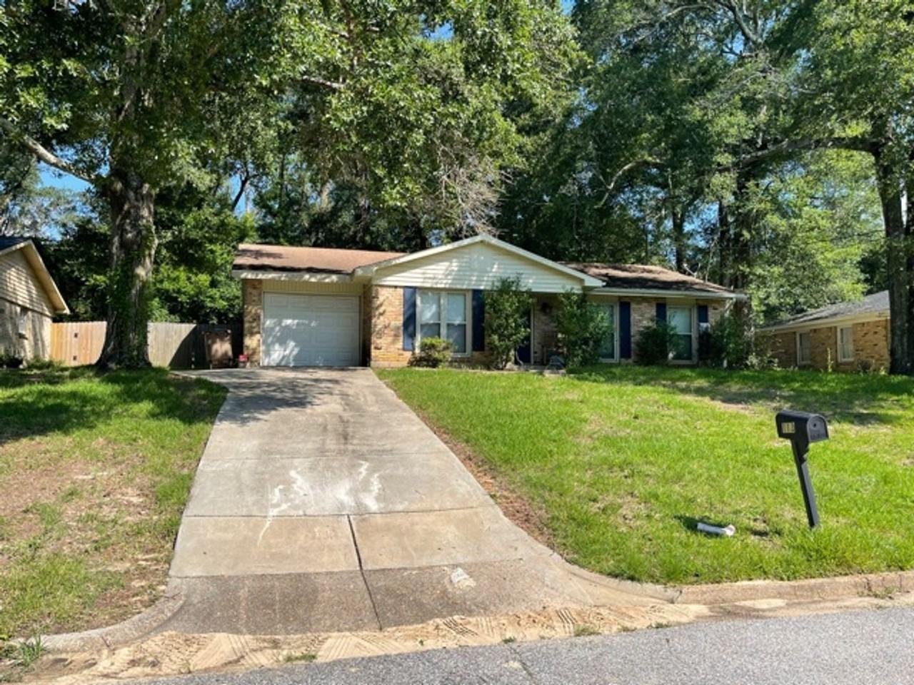 113 Vanderbilt Dr - Photo 4 of 21