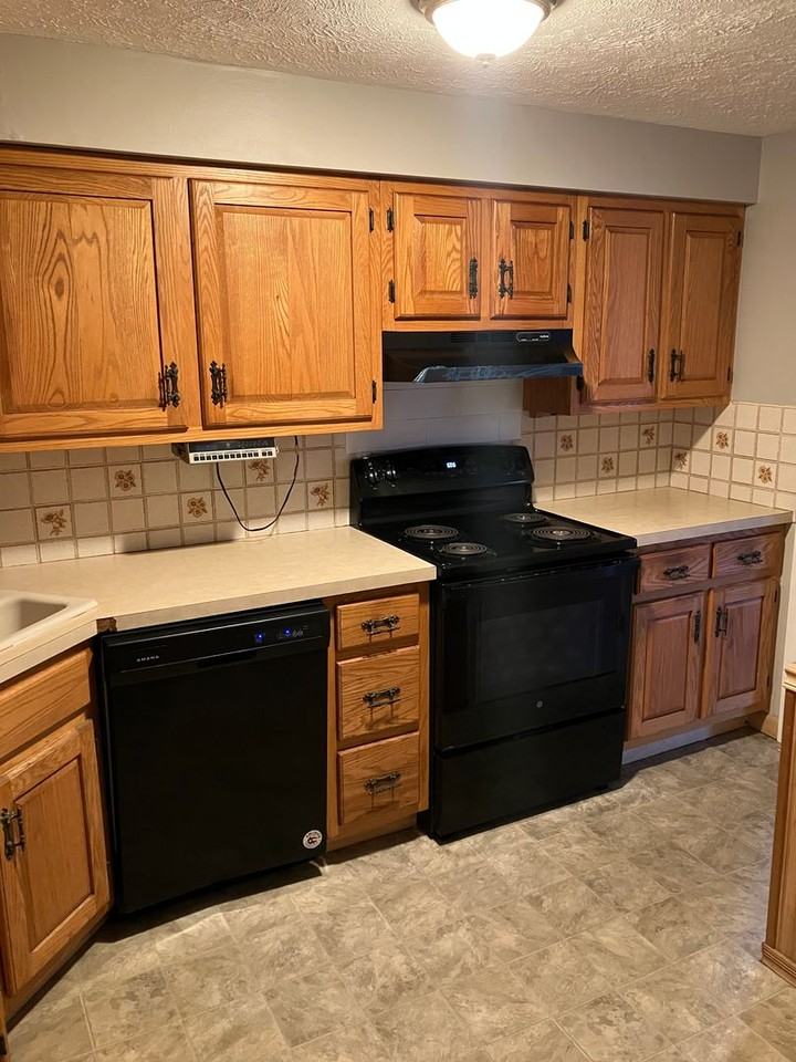 102 Westlind Rd - Photo 3 of 34