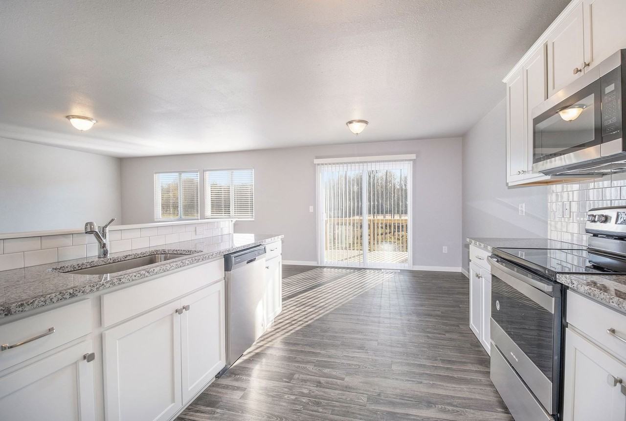 526 Aldrich Street - Photo 2 of 20