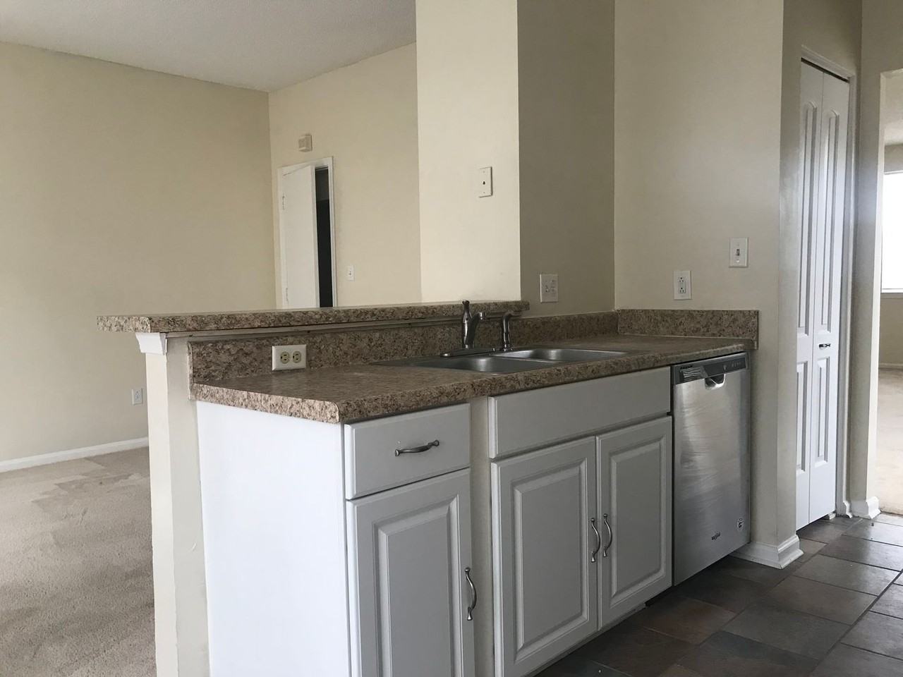 837 Old Clubhouse Rd - Photo 6 of 20