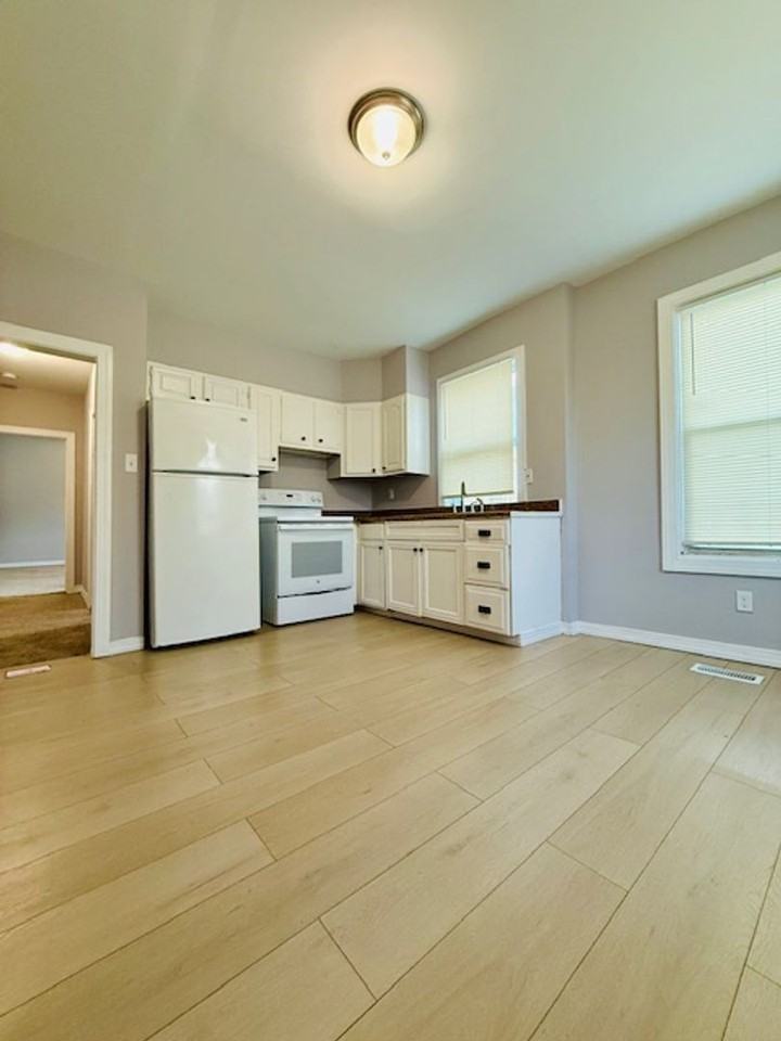 2300 Tioga Pkwy - Photo 2 of 8