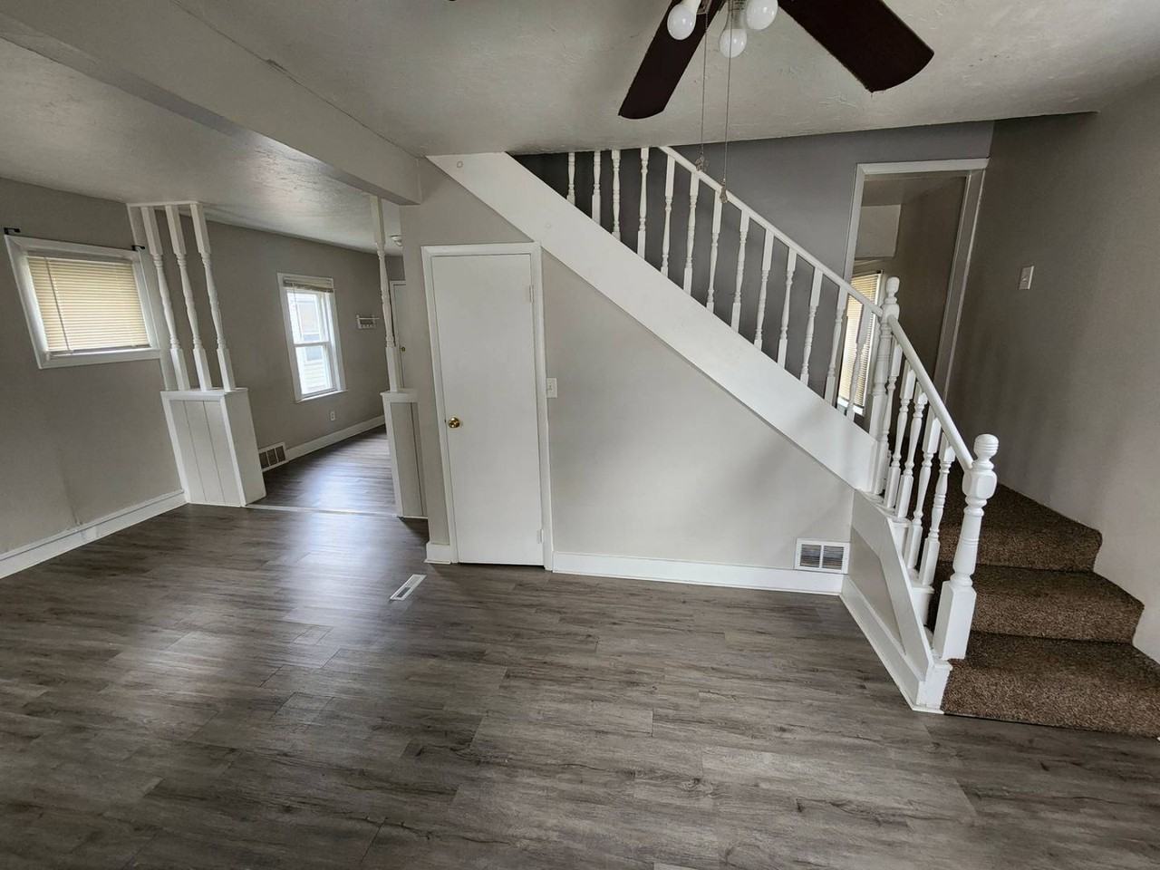 3449 W 47th St - Photo 7 of 40