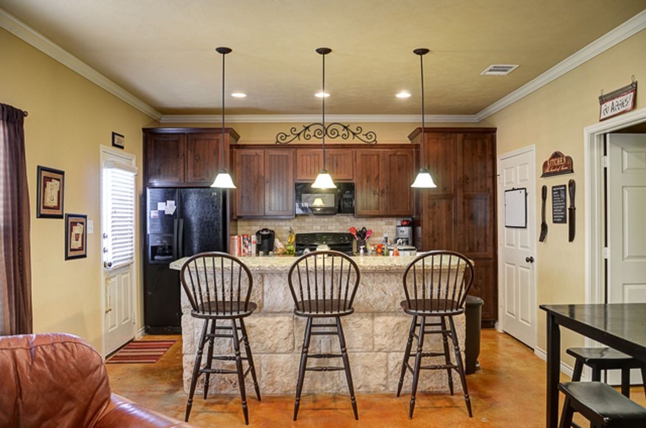 3369 Keefer Loop - Photo 4 of 17