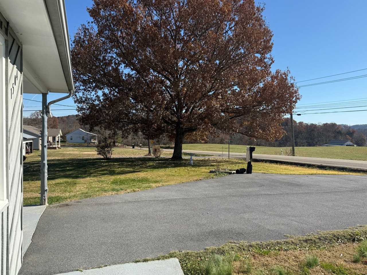 1504 Muddy Creek Road - Photo 6 of 39