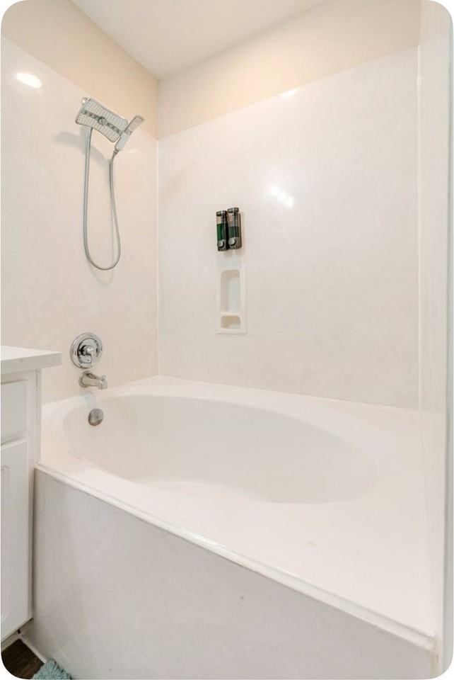 13674 Garden Grove Ct - Photo 3 of 23