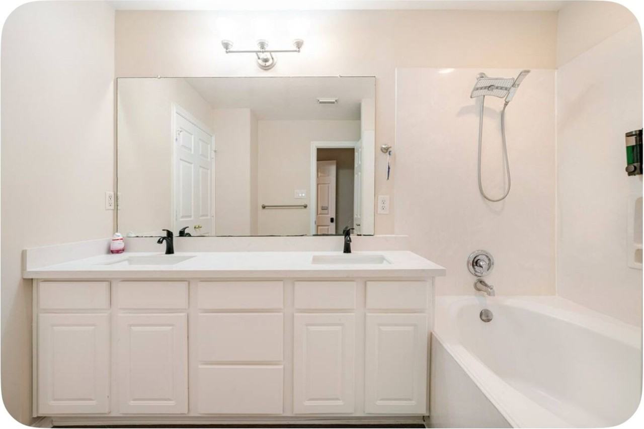 13674 Garden Grove Ct - Photo 5 of 23