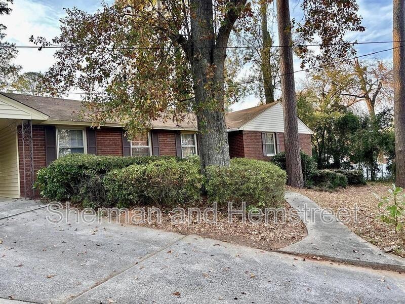 1113 Glen Ct - Photo 2 of 18