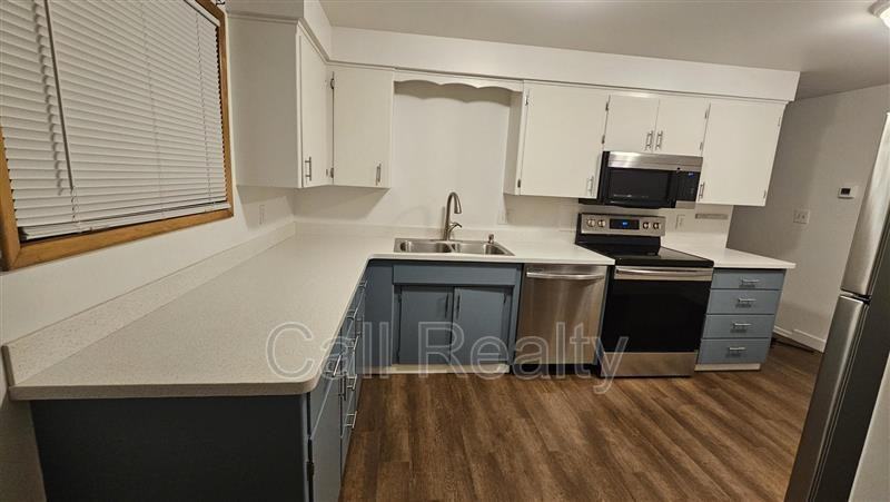 1222 E Baldwin Ave - Photo 5 of 24