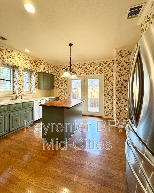 2908 Old Mill Run - Photo 3 of 31