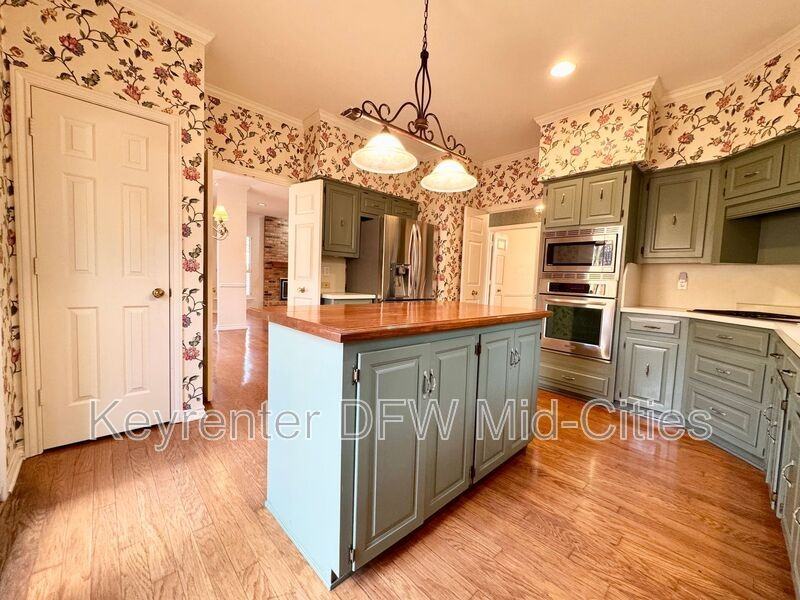 2908 Old Mill Run - Photo 5 of 31