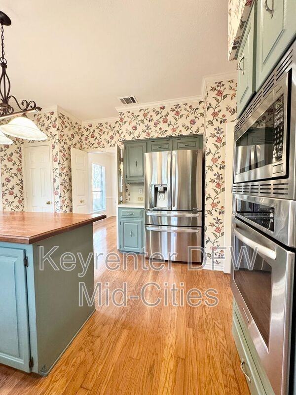 2908 Old Mill Run - Photo 7 of 31